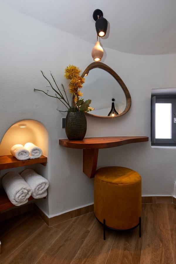 Aecon Suites Exo Gonia Bagian luar foto